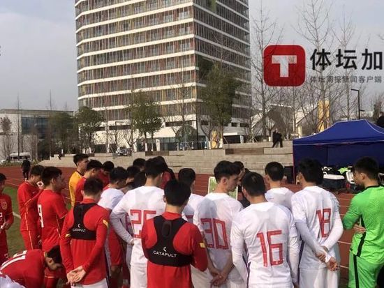 AC米兰官方消息，球队中场球员波贝加成功接受了左股直肌肌腱手术，预计的恢复时间为四个月。